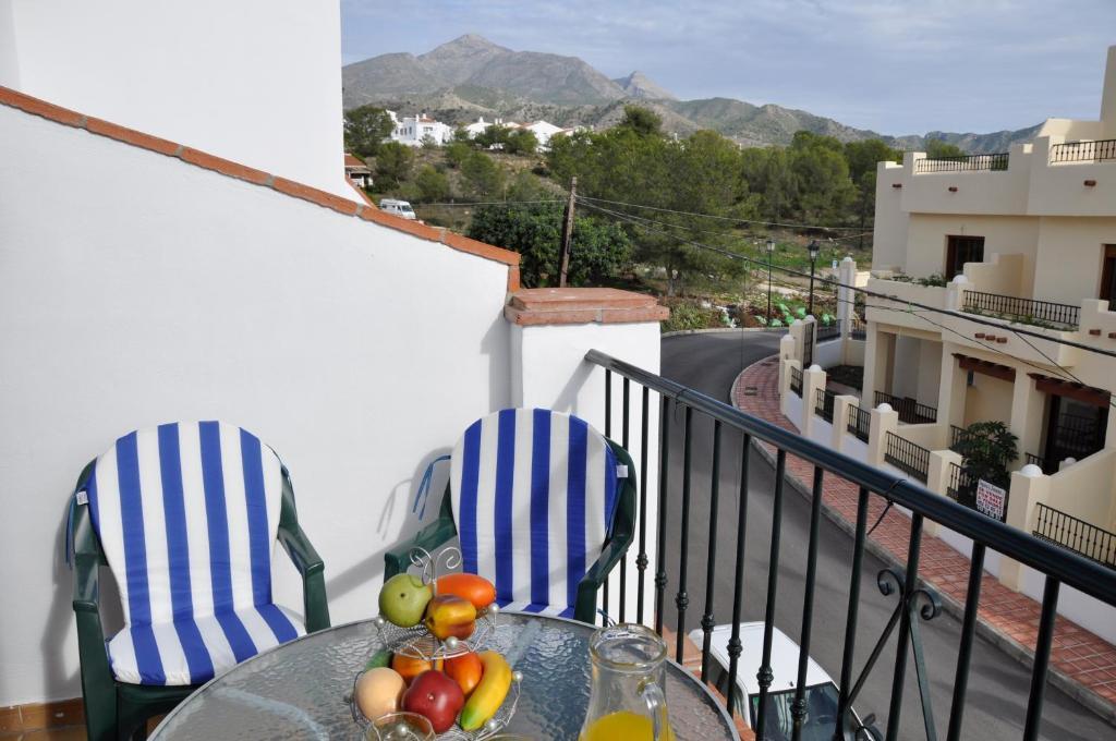 Nerja Paradise Rentals - Chimenea Apts Стая снимка